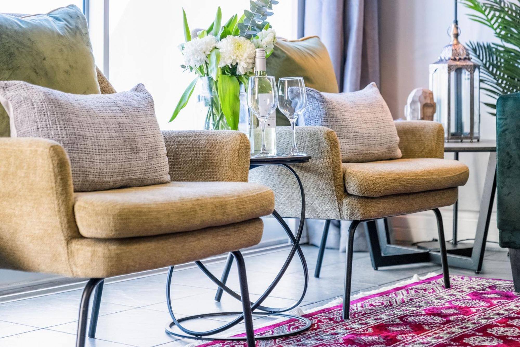9 On The Waves By Host Agents Apartment